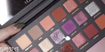 huda beauty沙漠盤怎么畫？油管大神一步步示范