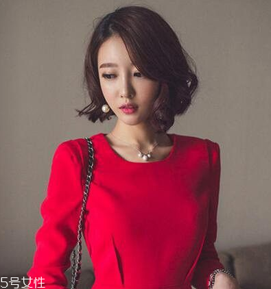 短發(fā)卷發(fā)怎么弄好看？裴秀智發(fā)型同款get