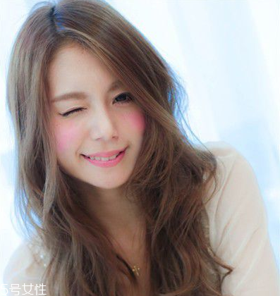 鵝蛋臉扎什么馬尾好看？肉肉臉適合這些發(fā)型