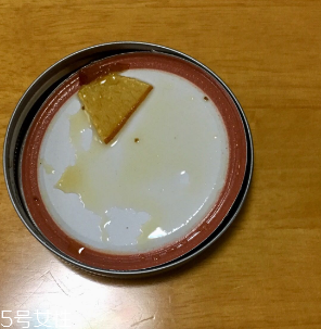 冰糖雪梨膏孕婦能吃嗎？孕婦吃冰糖雪梨膏適量最好