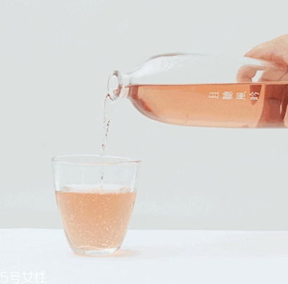 且聽風(fēng)吟玫瑰酒好喝嗎？哪里買？