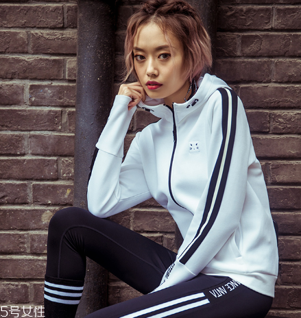 運(yùn)動(dòng)外套怎么搭配？打造活力氧氣女孩