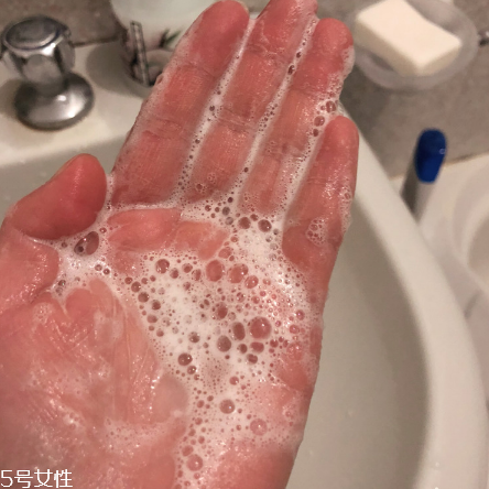 ipsa洗面奶好用嗎？洗完不拔干