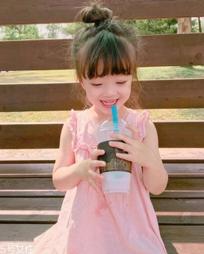 小女孩扎什么頭發(fā)好看？小公主發(fā)型大全