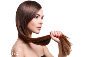 頭發(fā)靜電多是怎么回事？頭發(fā)容易油不是濕氣重