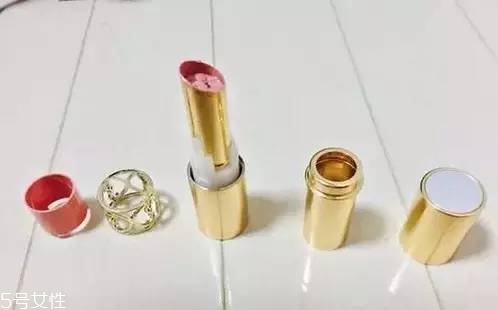 如何選擇口紅色號？口紅必不可少
