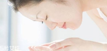 孕婦可以用洗面奶嗎？要選擇孕婦專用