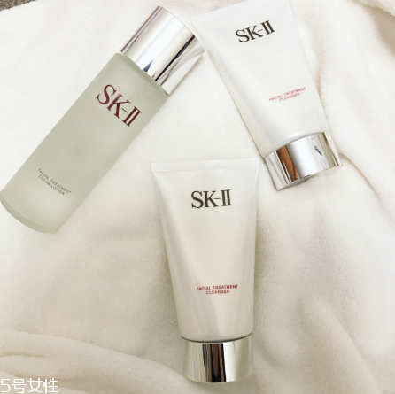 sk2洗面奶好用嗎？skii凈肌潔面乳