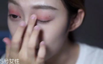 微醺桃花妝怎么化妝？簡單步驟滿足爆棚少女心