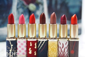 哪些口紅不干？紀梵希302拯救干枯雙唇