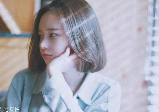 矮個(gè)子女生什么發(fā)型顯高？換個(gè)發(fā)型瞬間百變