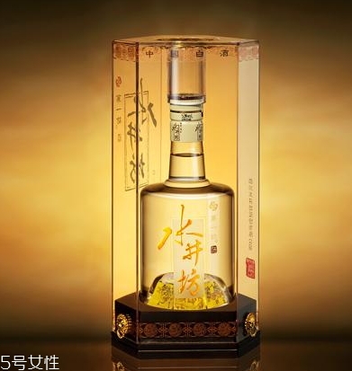 水井坊和五糧液哪個(gè)好？要看檔次和味道