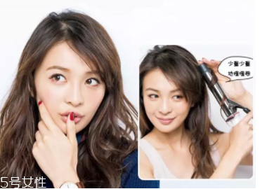 直發(fā)還是卷發(fā)顯得年輕？圓臉卷發(fā)顯老