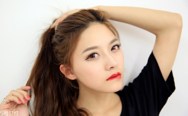 mac口紅哪個(gè)系列不干？美妝達(dá)人人手一只的口紅