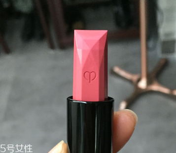 黃皮適合什么顏色的口紅？口紅界的常青樹
