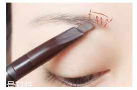 眉毛畫壞了怎么補(bǔ)救？12種拯救方法都在這里了