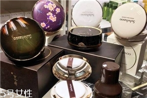 雪花秀氣墊和ysl氣墊哪個好？補(bǔ)妝也會很自然
