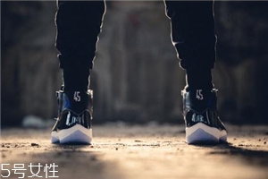 運動鞋和皮鞋的尺碼一樣嗎？皮鞋和運動鞋尺碼有差別