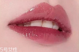 素顏涂什么顏色口紅？豆沙色絕對(duì)安全