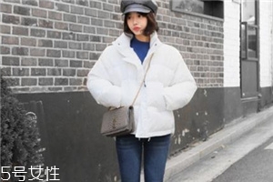 白色面包服配什么鞋？各種風(fēng)格隨意切換