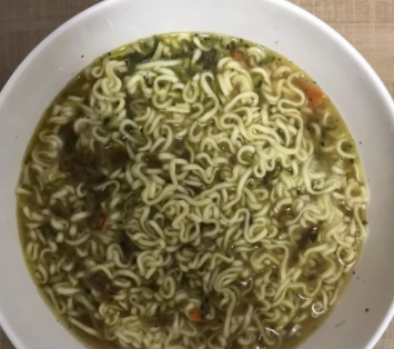 藤嬌牛肉面和藤椒牛肉面哪個(gè)好吃？統(tǒng)一和康師傅的對(duì)決