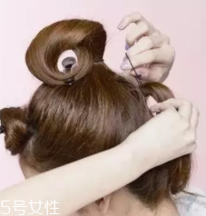 馬尾怎么扎顯臉小？馬尾位置越高越精神