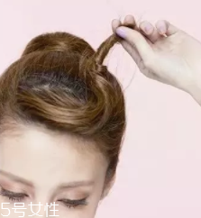 馬尾怎么扎顯臉??？馬尾位置越高越精神