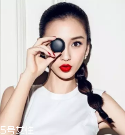 馬尾怎么扎顯臉??？馬尾位置越高越精神
