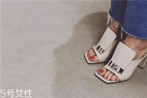 sergio rossi鞋子偏碼嗎？游走時尚尖端