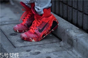 運(yùn)動(dòng)鞋不能水洗怎么辦？濕抹布輕微擦拭