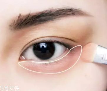 過年涂什么口紅？這些唇色讓親屬夸你好看