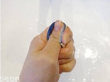 新買的氣墊粉撲要洗嗎？用久了一定要清洗