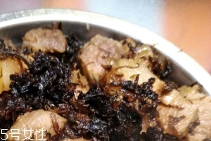 梅干菜怎么泡發(fā)？溫水泡即可