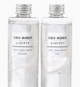 油痘皮適合什么護(hù)膚品？控油爽膚水不能少