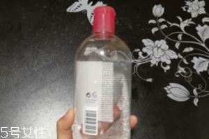 貝德瑪卸妝水要二次清潔嗎？卸除彩妝無殘留