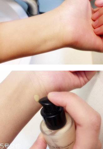 阿瑪尼粉底液脫妝嗎？4小時后要補妝