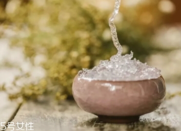 雪燕和銀耳哪個(gè)好？其實(shí)可以一起食用