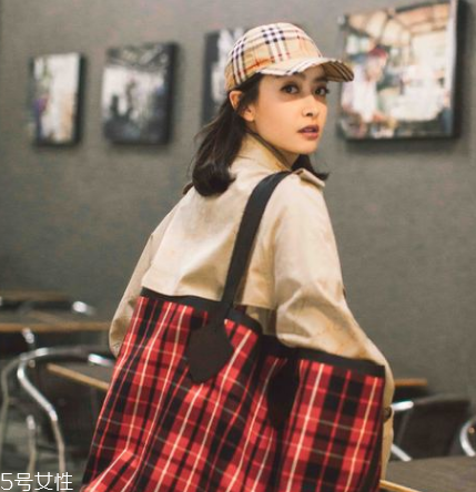 burberry是奢侈品嗎？傳統(tǒng)英倫風(fēng)品牌