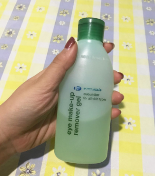 英國BOOTS小黃瓜卸妝水怎么用？干手干臉使用
