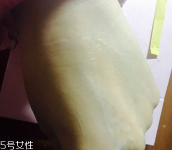 悅詩風吟乳液為什么搓泥？吸收度一般