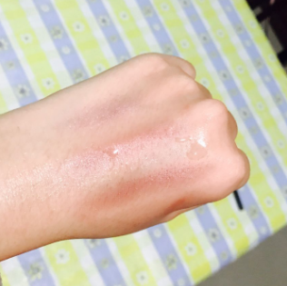KATE眼影飛粉嗎？持久不飛粉