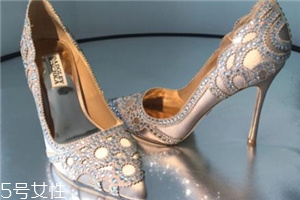 badgley mischka是哪個(gè)國家的牌子？超級(jí)貌美的小眾婚鞋