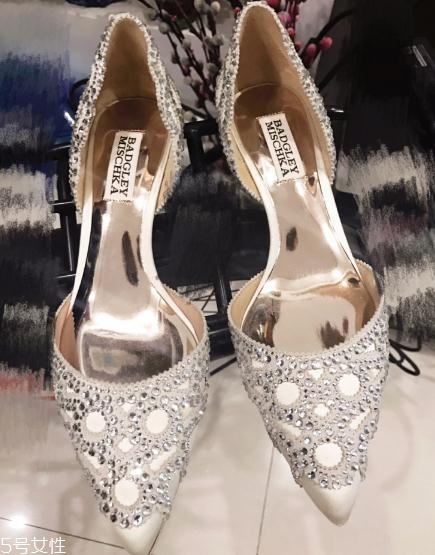badgley mischka是哪個(gè)國家的牌子？超級(jí)貌美的小眾婚鞋