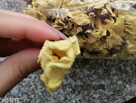 秋葵花可以泡酒嗎？秋葵泡酒好處多
