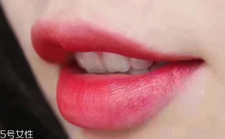 dior迪奧520和迪奧080哪個(gè)好看？