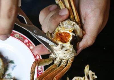 陽澄湖大閘蟹怎么吃？食陽澄湖大閘蟹注意事項