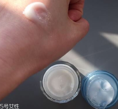 面霜可以晚上用嗎？面霜也分早晚霜