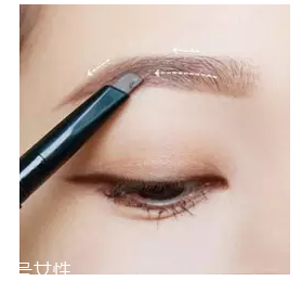 眉粉怎么畫眉毛好看？這么用眉妝超完美