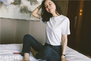 牛仔褲太長怎么剪好看？褲子太長別擔(dān)心