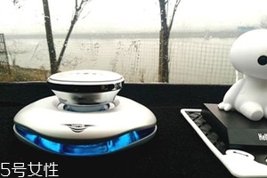 汽車香水座怎么加香水？用滴管注入原瓶